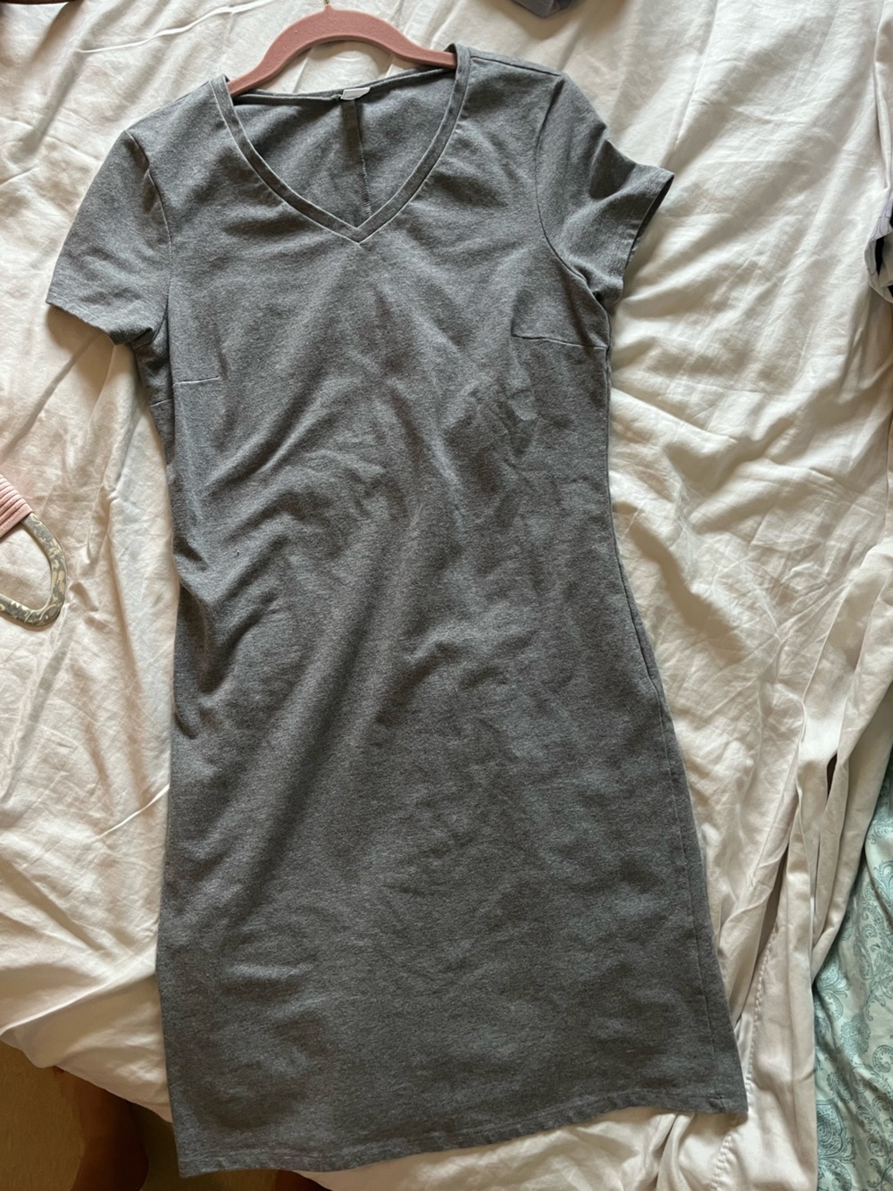 Old Navy Gray V-Neck Mini Dress